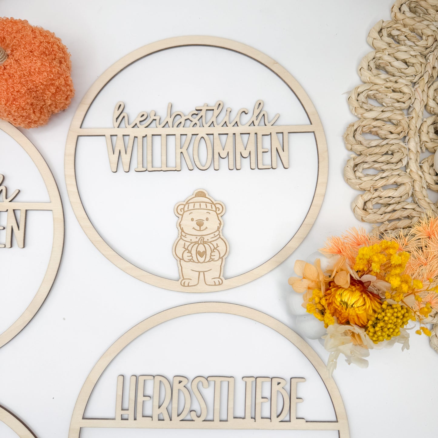 Herbstloops mit niedlichen Tieren - Laserdatei
