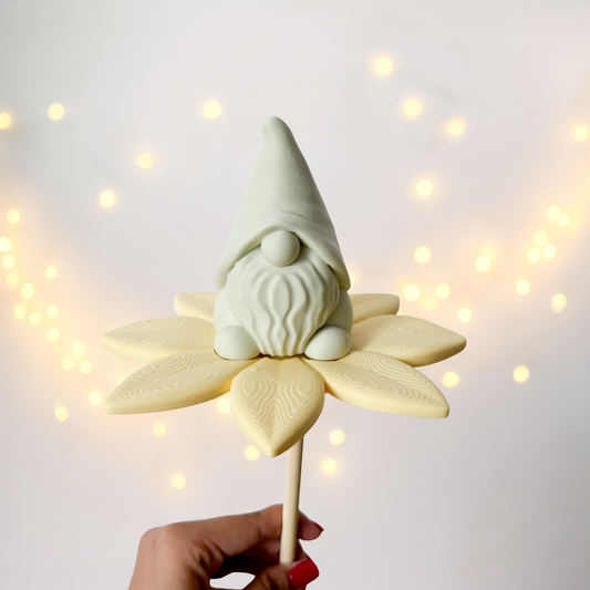 Gnomi auf Blume, Gartenzwerg - 3D Druckdatei